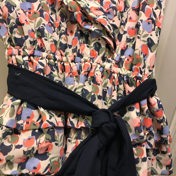 NWT Ruffled blouse H&M - Picture 4 of 6